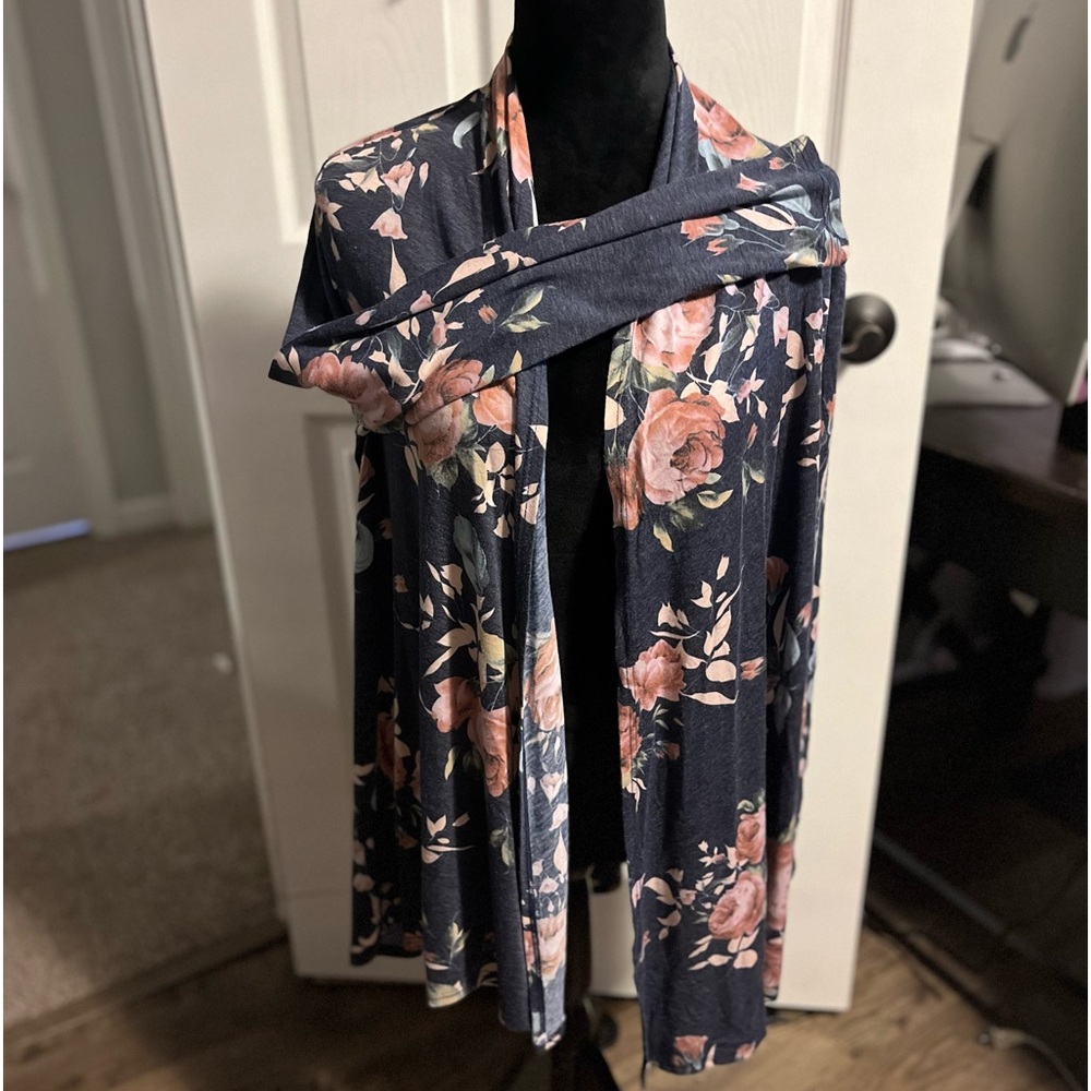 Bonbon navy floral cardigan: size Large
